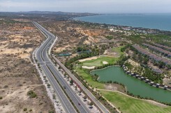 Bất động sản tuần qua (18/5 - 24/5): Tập đoàn Trump khởi công dự án 1,5 tỷ USD ở Hưng Yên, tình hình giá nhà đất ở Hà Nội và TP HCM