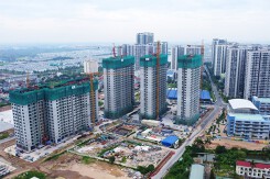 Nhộn nhịp xây chung cư tại Vinhomes Ocean Park 1