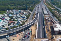 Ngắm cầu vượt - hầm chui vừa thông xe tại nút giao An Phú
