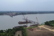 Tiến độ bảy cầu mới bắc qua sông Hồng