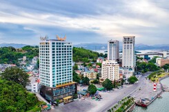 Tiềm lực doanh nghiệp sắp đầu tư tổ hợp khách sạn 30 tầng ở Bãi Cháy, Quảng Ninh
