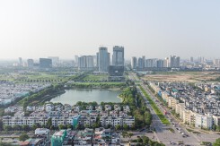 Tín dụng bất động sản thắt chặt, doanh nghiệp địa ốc chạy đua huy động trái phiếu