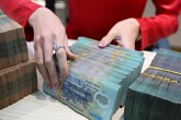 Ngân hàng Nhà nước yêu cầu thanh tra nhà băng tăng lãi suất