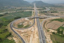 Khởi công mở rộng cao tốc Bắc - Nam đầu 2027