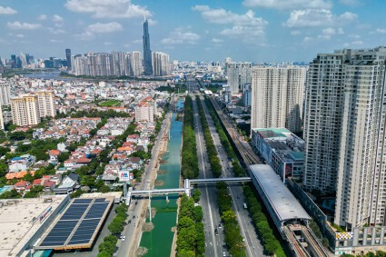 Rạch ô nhiễm cạnh tuyến metro 'hồi sinh' sau cải tạo