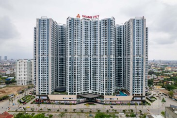 Nhóm Hoàng Huy đồng loạt báo lãi