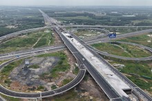 Diện mạo cao tốc nối TP HCM với sân bay Long Thành đang mở rộng