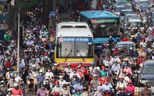 Hình ảnh khiến nhiều người ở Hà Nội muốn đi xe buýt nản lòng