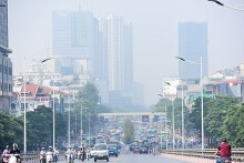 Nồng độ bụi PM2.5 ở Hà Nội cao nhất 5 năm qua