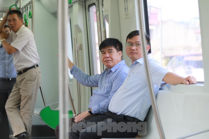 Trải nghiệm đường sắt Cát Linh Hà Đông trước ngày đi vào khai thác - Ảnh 18. Trải nghiệm đường sắt Cát Linh Hà Đông trước ngày đi vào khai thác - Ảnh 18.