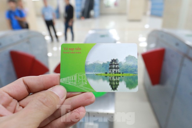Trải nghiệm đường sắt Cát Linh Hà Đông trước ngày đi vào khai thác - Ảnh 6. Trải nghiệm đường sắt Cát Linh Hà Đông trước ngày đi vào khai thác - Ảnh 6.