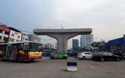 Sáng nay cấm đường Phạm Văn Đồng hướng Mai Dịch đi cầu Thăng Long