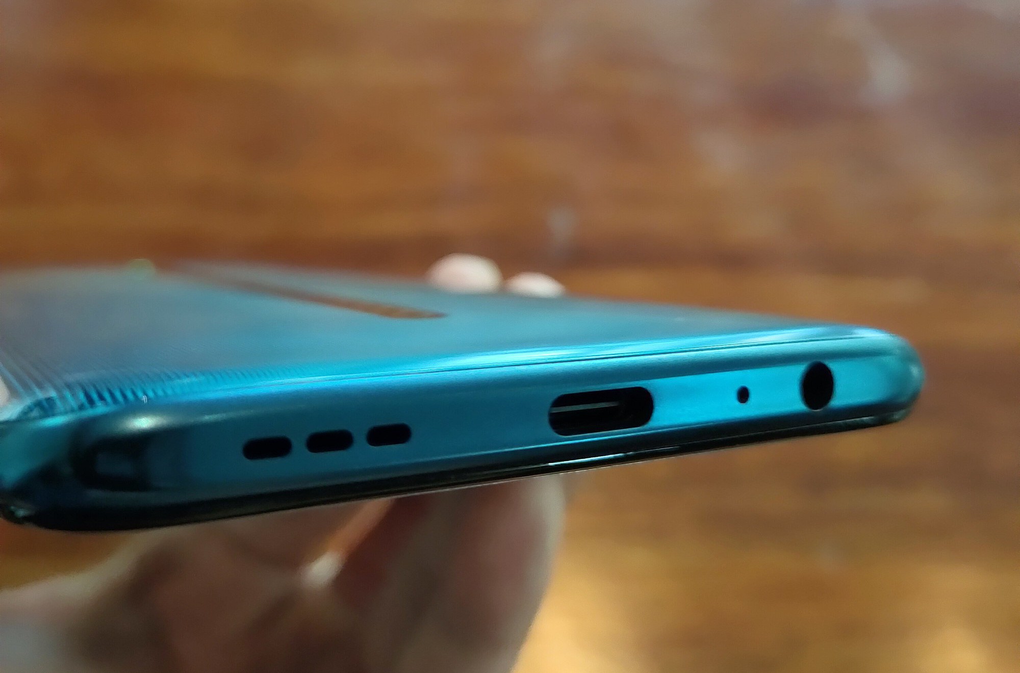 Oppo-Reno-2F-co-gi-dac-biet 6-crop Oppo-Reno-2F-co-gi-dac-biet 6-crop