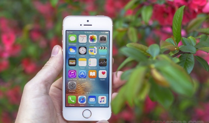 iPhone-SE-2-ra-mat-vao-nam-sau-Xac-iPhone-8-hon-iPhone-11-gia-chi-tu-400-USD-2-crop iphone-se-2-gia-re-ra-mat-vao-nam-sau-la-xac-iphone-8-va-hon-iphone-11-1