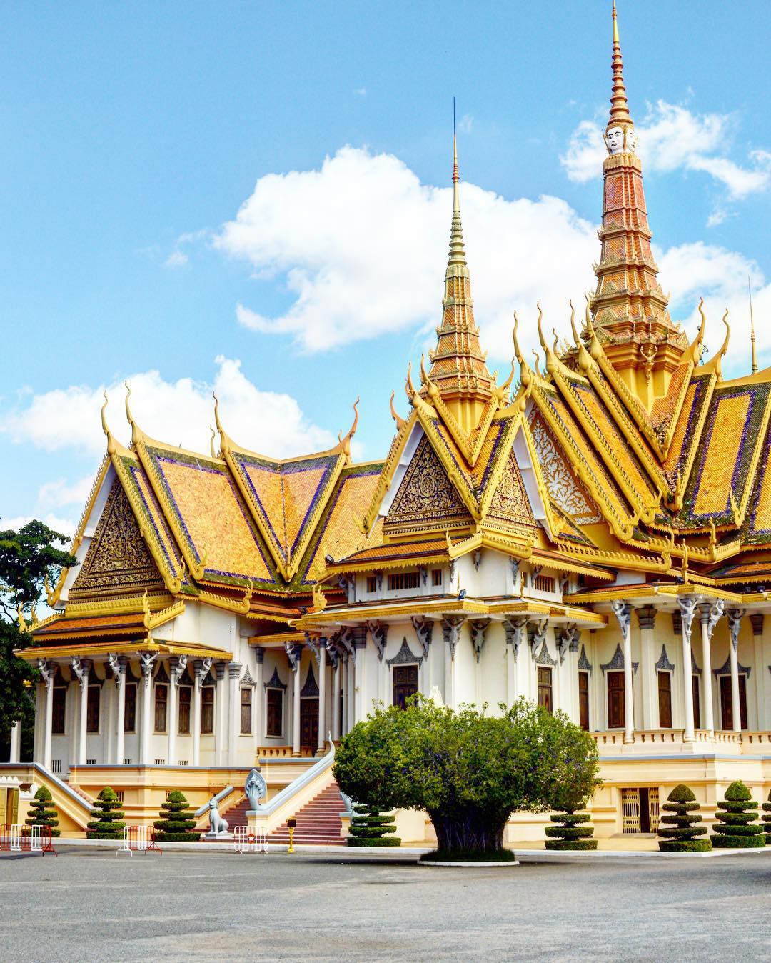 So sánh tour du lịch Campuchia 4 ngày 3 đêm - Ảnh 3. So sánh tour du lịch Campuchia 4 ngày 3 đêm - Ảnh 3.