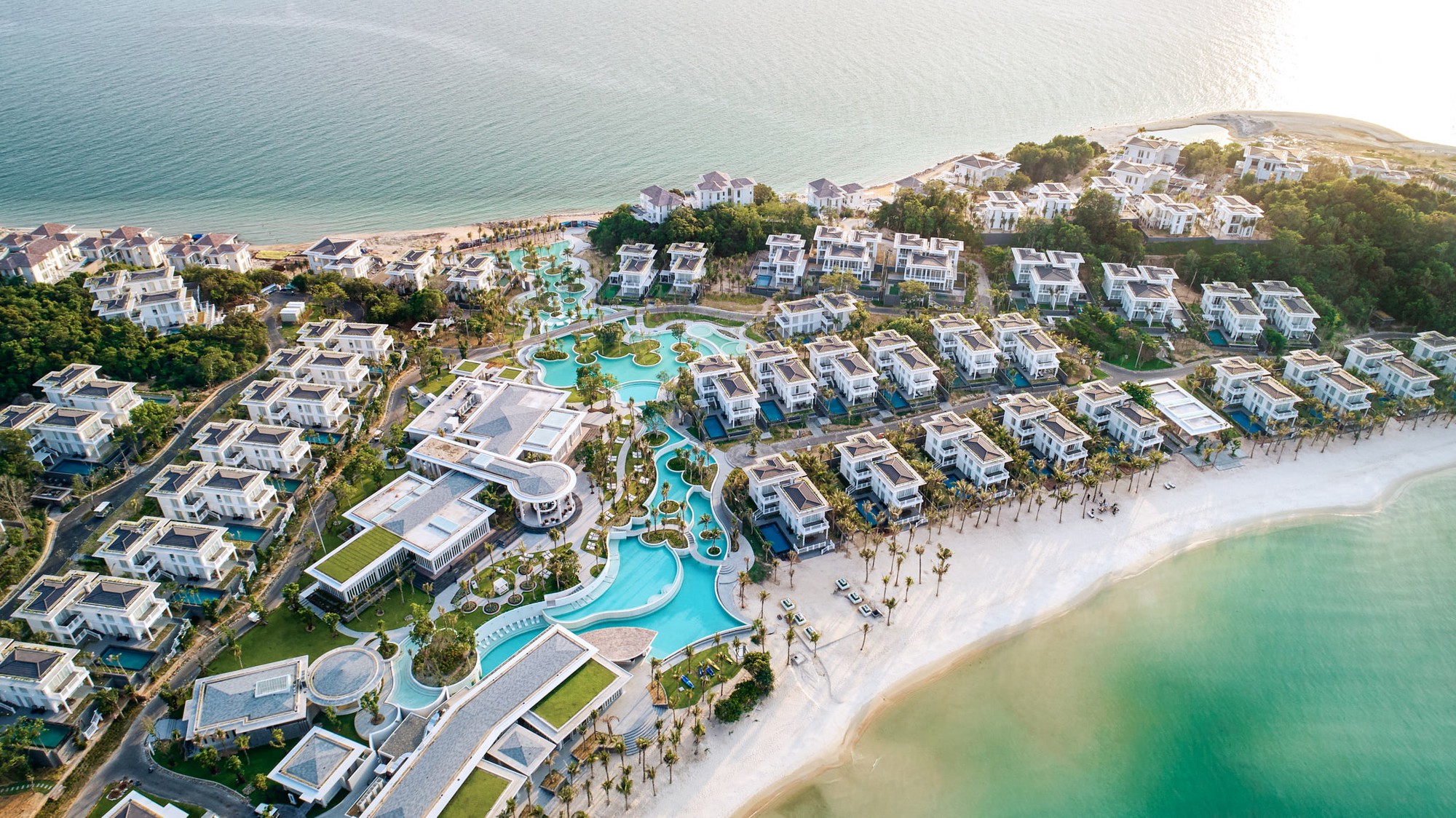Hệ thống bể bơi tuyệt đẹp tại Premier Village Phu Quoc (7) Hệ thống bể bơi tuyệt đẹp tại Premier Village Phu Quoc (7)