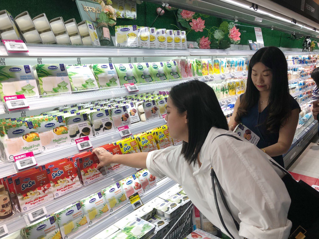 Thấy gì từ chiến lược thâm nhập thị trường Trung Quốc của Vinamilk? - Ảnh 1. Thấy gì từ chiến lược thâm nhập thị trường Trung Quốc của Vinamilk? - Ảnh 1.