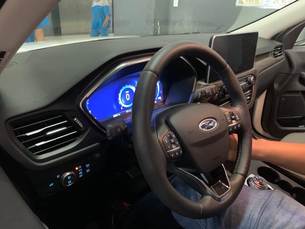 1404_72718419_2764930616864508_4104467693782958080_n Ford-Escape-2020-lan-dau-tien-xuat-hien-tai-Viet-Nam-3