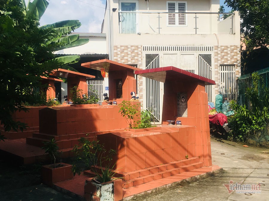 Chuyện lạ ở khu đất vàng triệu đô Sài Gòn, dân khốn khổ vì mùi tử thi - Ảnh 1. Chuyện lạ ở khu đất vàng triệu đô Sài Gòn, dân khốn khổ vì mùi tử thi - Ảnh 1.