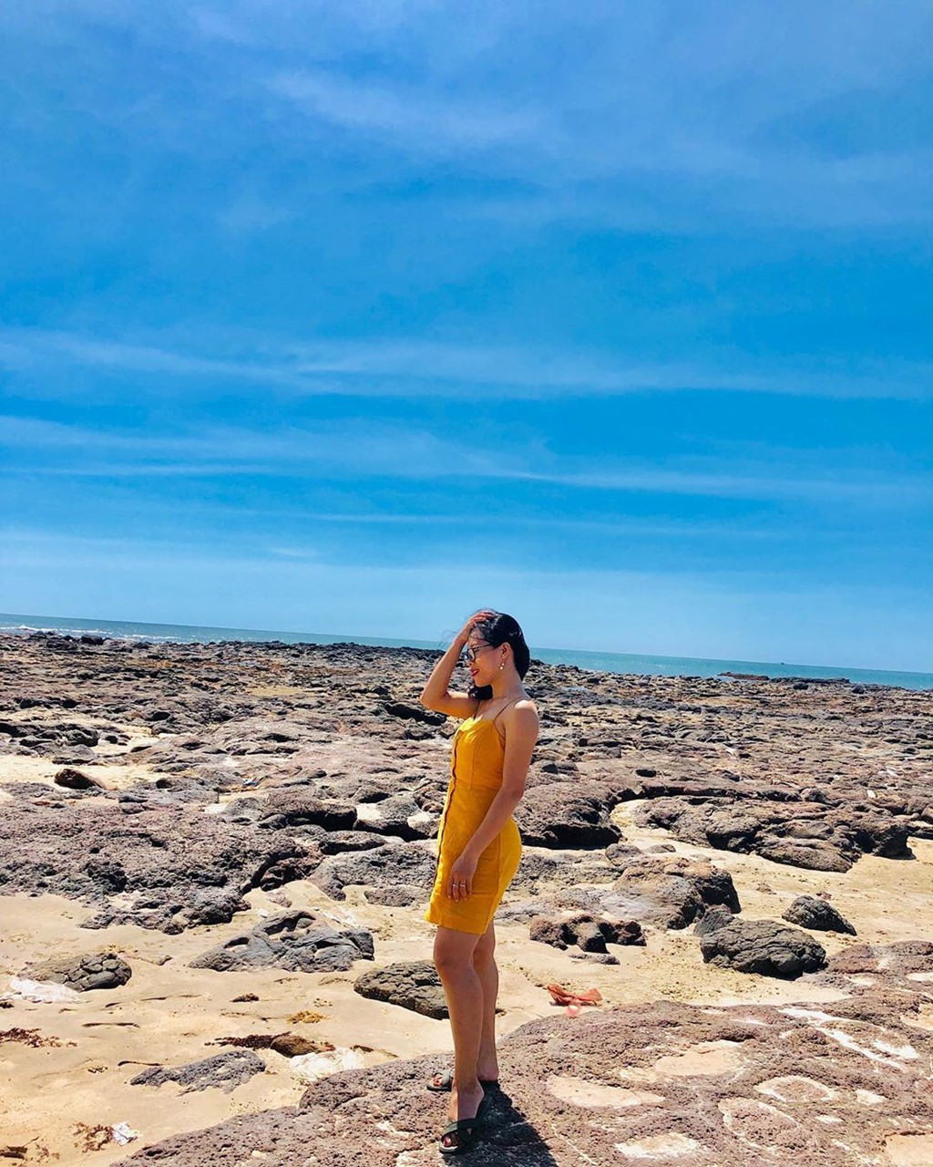 Bien Cua Tung dep hoang so hut gioi tre den Quang Tri hinh anh 10 