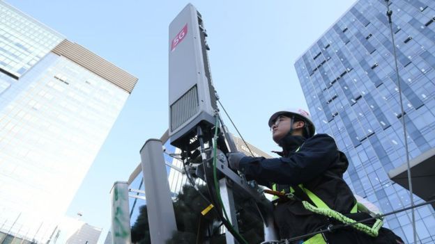 Bat-chap-lenh-cam-Huawei-tiep-tuc-di-dem-voi-cac-cong-ty-My-de-ban-cong-nghe-5G-2