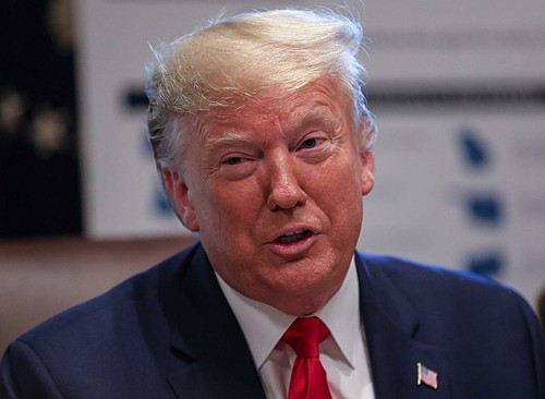 Ông Trump nói mất 5 tỉ USD vì làm tổng thống - Ảnh 1. Ông Trump nói mất 5 tỉ USD vì làm tổng thống - Ảnh 1.