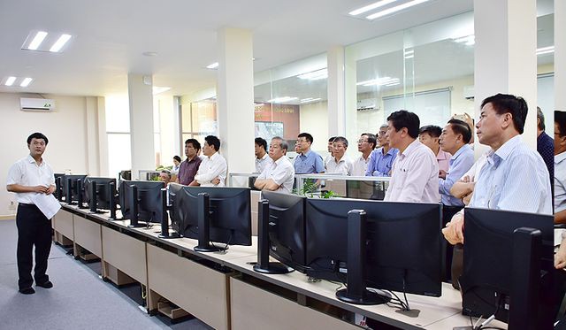 Đô thị thông minh tại Huế: Biến ý kiến người dân thành 'yêu cầu phải trả lời' của Chủ tịch tỉnh - Ảnh 4. Đô thị thông minh tại Huế: Biến ý kiến người dân thành 'yêu cầu phải trả lời' của Chủ tịch tỉnh - Ảnh 4.