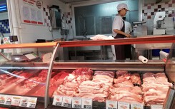 Giá cả thị trường hôm nay 25/10: Big C bán đùi heo 89.900 đồng/kg, khuyến mãi sâu đồ gia dụng