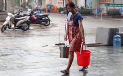 Nước sạch Sông Đà cầu mong người dân tha thứ, miễn tiền nước một tháng