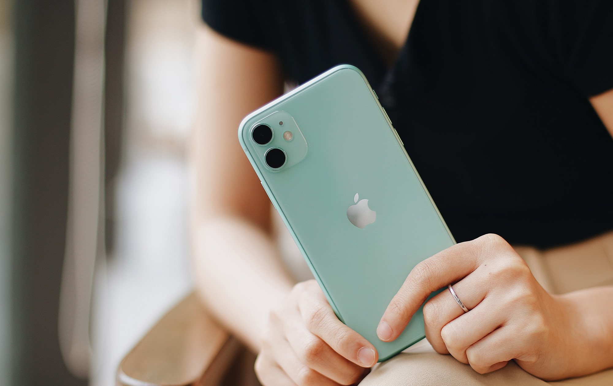 iphone-11-chinh-hang-nhan-luong-dat-hang-khung-3 iphone-11-chinh-hang-nhan-luong-dat-hang-khung-3