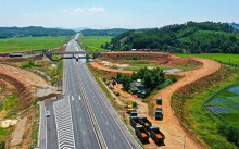 VEC nợ nhà thầu thi công cao tốc Đà Nẵng - Quảng Ngãi hơn 712 tỉ