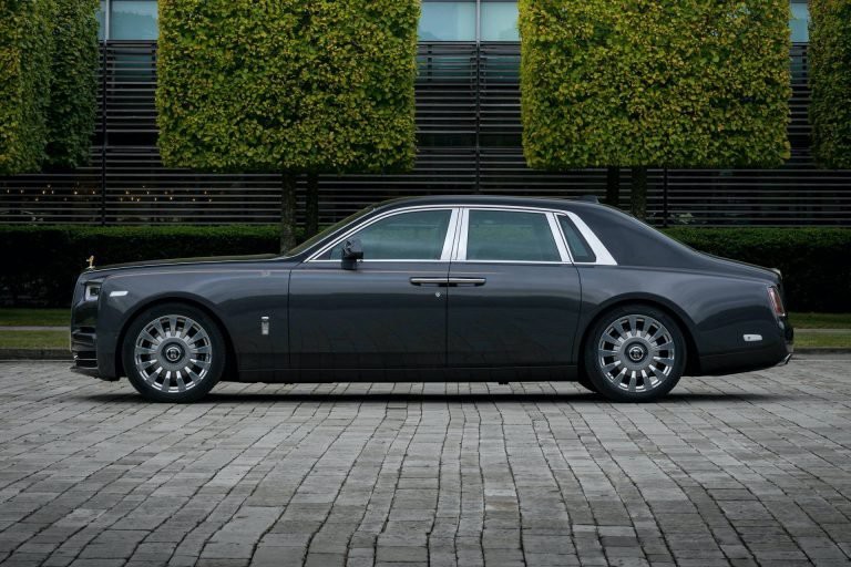 3 chiếc Rolls-Royce Phantom cao cấp nhất dành cho tỉ phú - Ảnh 1. 3 chiếc Rolls-Royce Phantom cao cấp nhất dành cho tỉ phú - Ảnh 1.