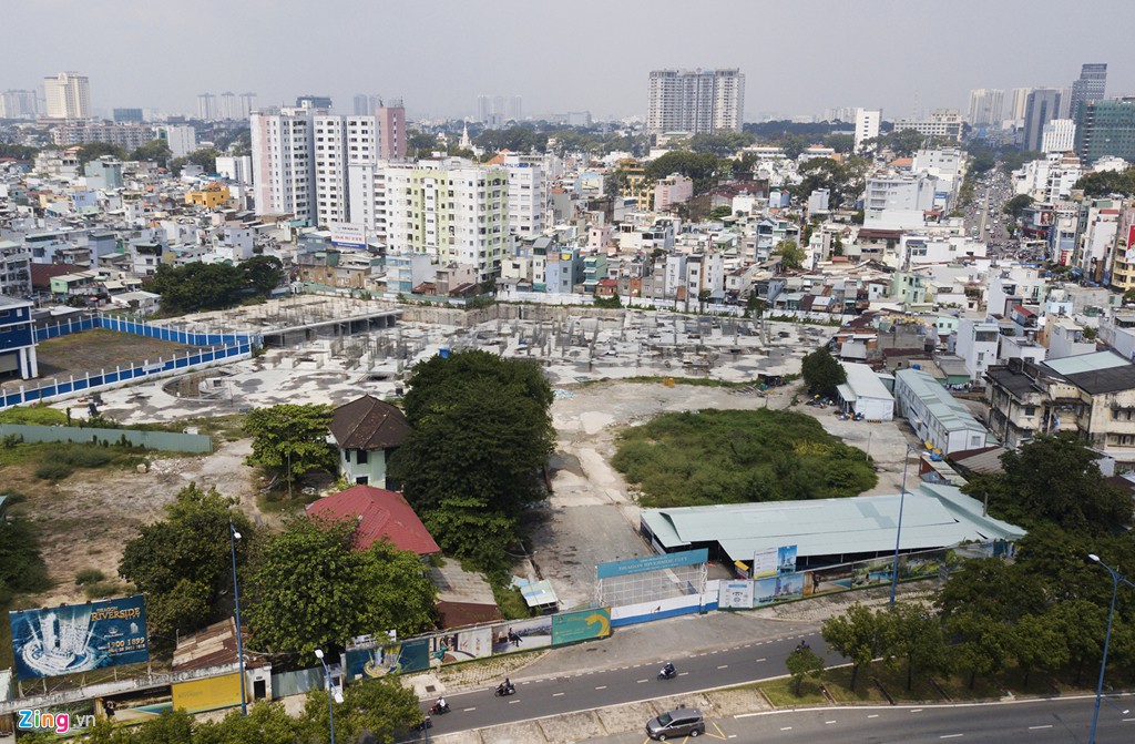 Dự án 5 sao giá 3.000 USD/m2 liên tục bị UBND TP HCM cưỡng chế - Ảnh 2. Dự án 5 sao giá 3.000 USD/m2 liên tục bị UBND TP HCM cưỡng chế - Ảnh 2.