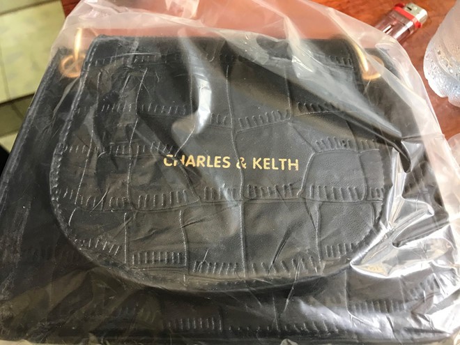Túi xách Gucci, Chanel, Dior, DG giá 30.000 đồng - Ảnh 2. Túi xách Gucci, Chanel, Dior, DG giá 30.000 đồng - Ảnh 2.