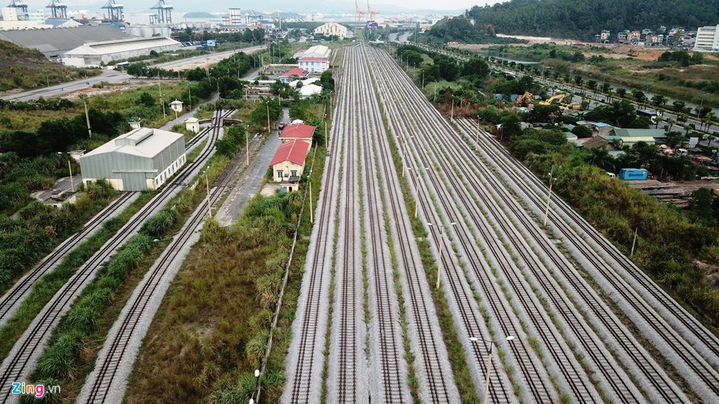 Ga đường sắt 5 năm không có bóng tàu - Ảnh 9. Ga đường sắt 5 năm không có bóng tàu - Ảnh 9.