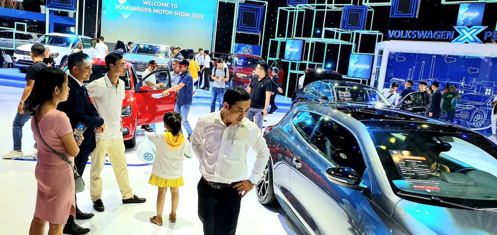 Biết xe Volkswagen có đường lưỡi bò vẫn trưng bày tại triển lãm ôtô Việt Nam 2019? - Ảnh 1. Biết xe Volkswagen có đường lưỡi bò vẫn trưng bày tại triển lãm ôtô Việt Nam 2019? - Ảnh 1.