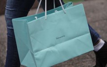 Chủ sở hữu Louis Vuitton muốn thâu tóm Tiffany với giá 14,5 tỉ USD