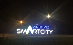 Vinhomes báo lãi khủng 17.300 tỉ đồng 9 tháng đầu năm, đẩy mạnh bán hàng tại Vinhomes Grand Park và Vinhomes Smart City