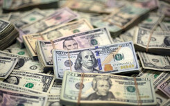 Giá USD hôm nay 16/11: Dòng tiền đầu tư ngược vào vàng, USD tiếp tục mất giá