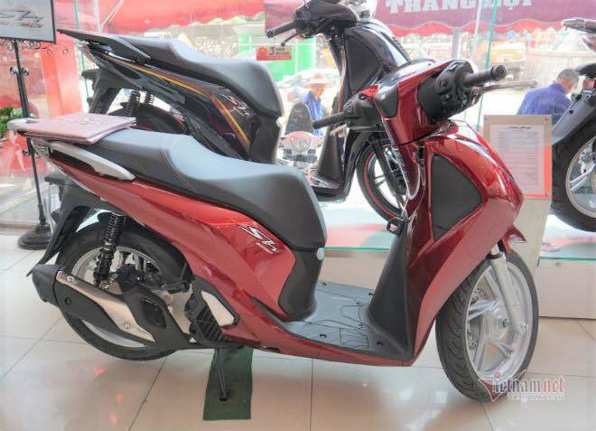 Hiếm hàng, Honda SH loạn giá, tăng đột biến tại Hà Nội - Ảnh 2. Hiếm hàng, Honda SH loạn giá, tăng đột biến tại Hà Nội - Ảnh 2.