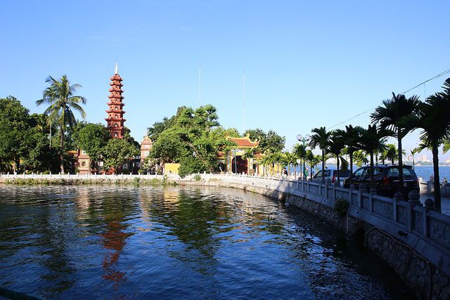 Buổi sáng đầu đông trong vắt bên hồ tự nhiên lớn nhất Hà Nội - Ảnh 13. Buổi sáng đầu đông trong vắt bên hồ tự nhiên lớn nhất Hà Nội - Ảnh 13.