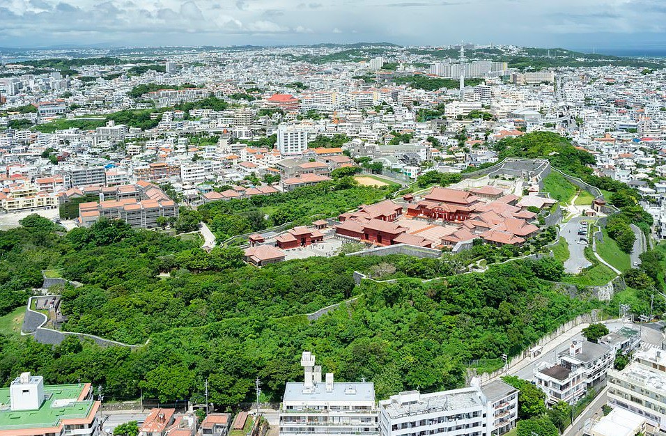 Vẻ đẹp trước khi chìm trong biển lửa của lâu đài 600 tuổi ở Nhật Bản - Ảnh 3. Vẻ đẹp trước khi chìm trong biển lửa của lâu đài 600 tuổi ở Nhật Bản - Ảnh 3.