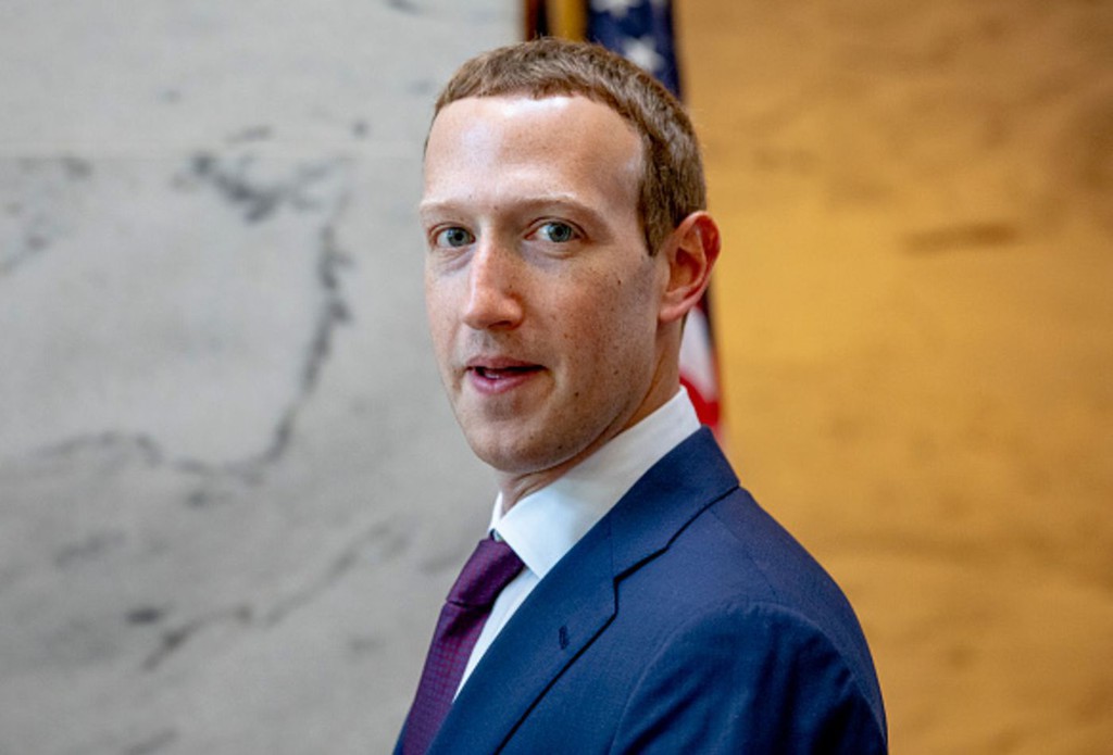 Các tỉ phú công nghệ giàu lên, riêng Jeff Bezos mất gần 15 tỉ USD - Ảnh 4. Các tỉ phú công nghệ giàu lên, riêng Jeff Bezos mất gần 15 tỉ USD - Ảnh 4.
