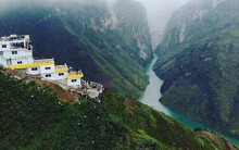 Cận cảnh khách sạn Mã Pì Lèng Panorama đang bị dân cư mạng tẩy chay
