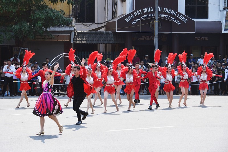 Ảnh minh họa Canival Đường phố Hà Nội (18)