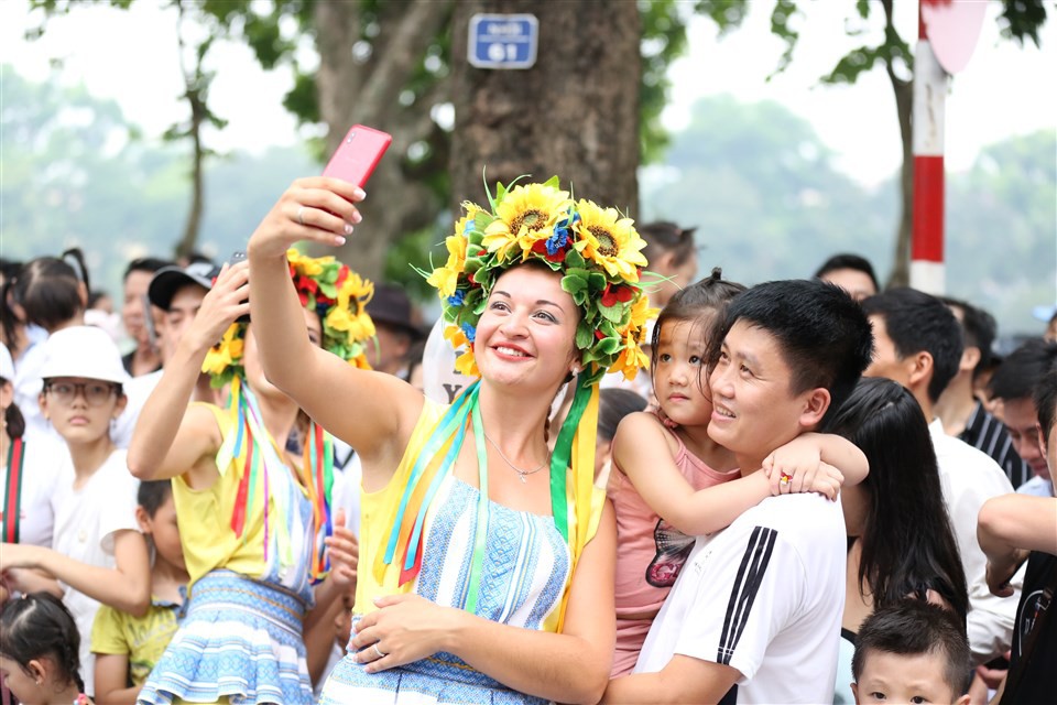 Ảnh minh họa Canival Đường phố Hà Nội (8)