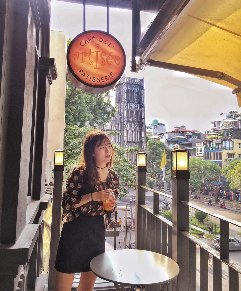 Thu sang, lang thang 5 quan ca phe view tinh nhat Ha Noi hinh anh 11 Thu sang, lang thang 5 quan ca phe view tinh nhat Ha Noi hinh anh 11