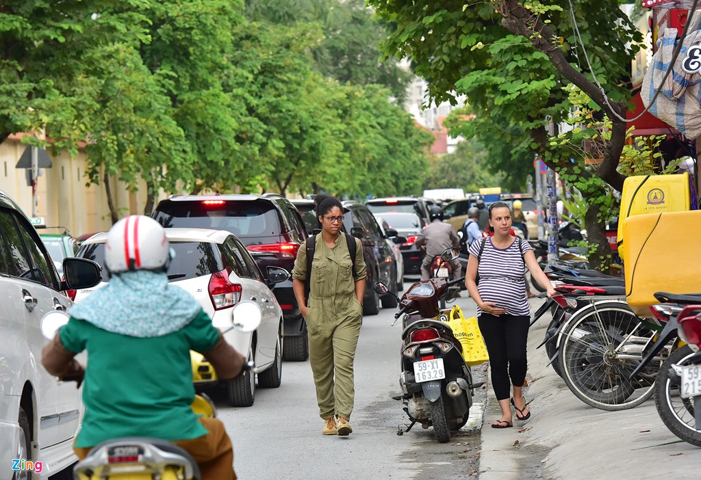 Thảo Điền - khu nhà giàu ngập nước, kẹt xe triền miên - Ảnh 12. Thảo Điền - khu nhà giàu ngập nước, kẹt xe triền miên - Ảnh 12.