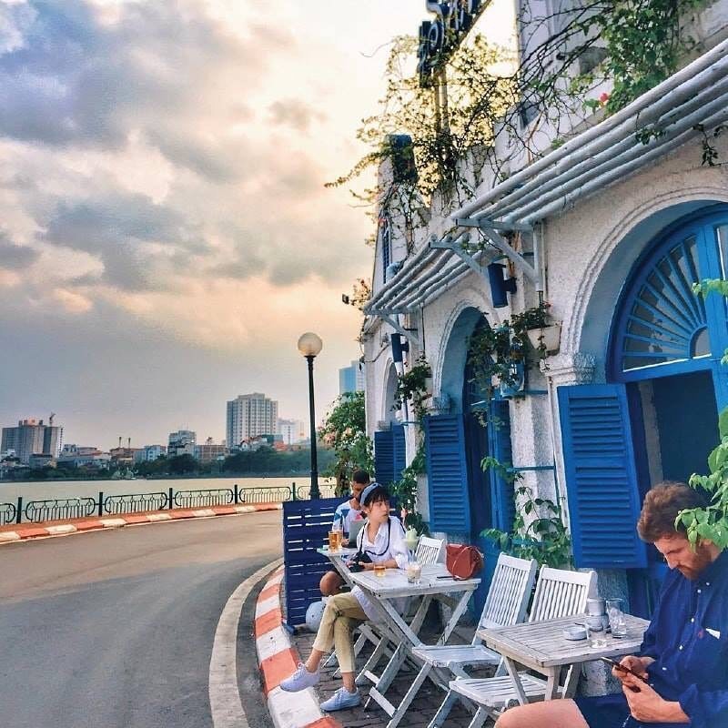 Thu sang, lang thang 5 quan ca phe view tinh nhat Ha Noi hinh anh 16 Thu sang, lang thang 5 quan ca phe view tinh nhat Ha Noi hinh anh 16