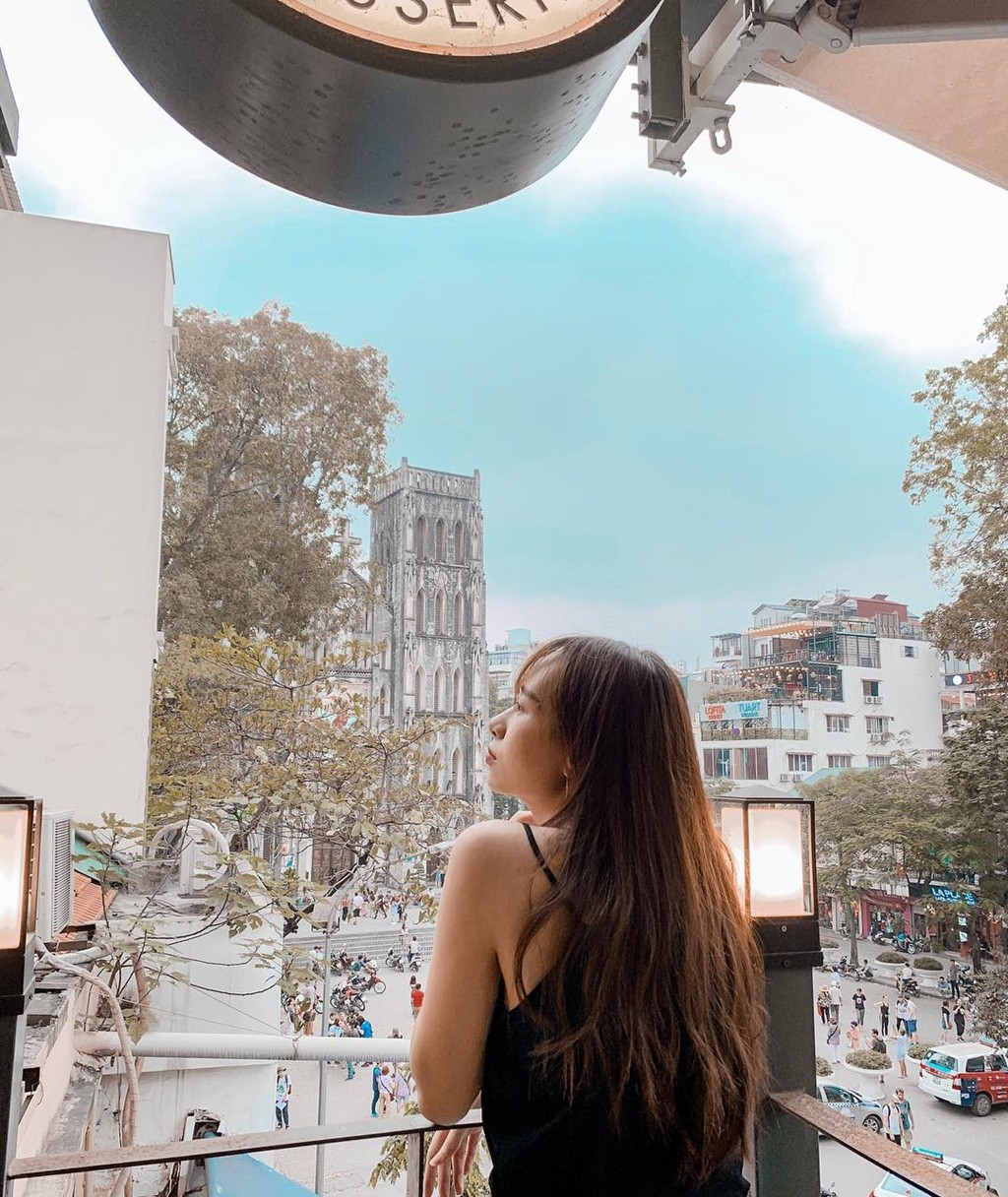 Thu sang, lang thang 5 quan ca phe view tinh nhat Ha Noi hinh anh 8 Thu sang, lang thang 5 quan ca phe view tinh nhat Ha Noi hinh anh 8